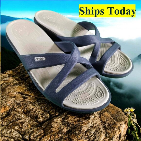 Crocs Women's 9 Blue Slip On Comfort Sandals Shoes 12441 - Picture 1 of 8